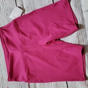 🆕️ DAISY FUENTES WOMEN'S HOT PINK BIKER SHORTS 💗
